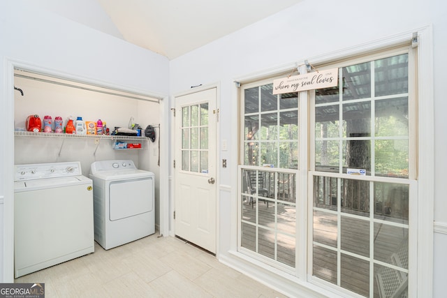 washroom with washer and clothes dryer