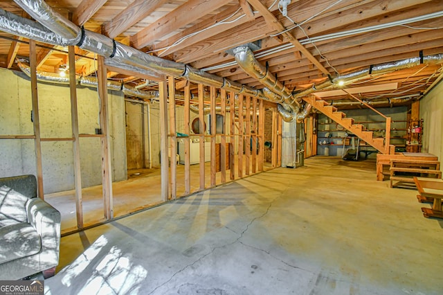 basement with washer / clothes dryer