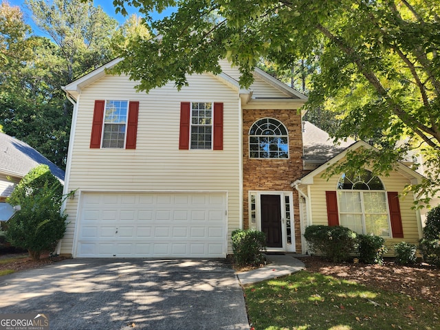 view of front facade with a garage