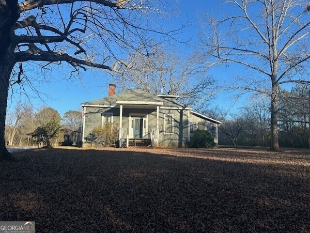 view of front facade