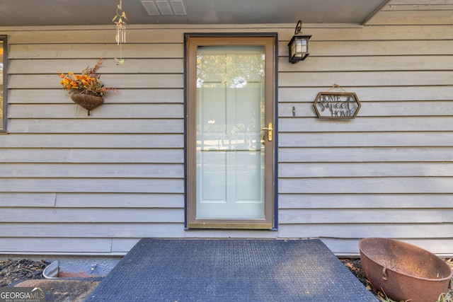 view of property entrance