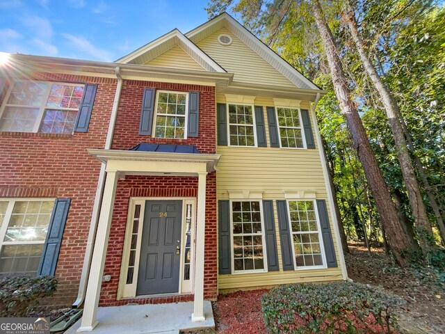 view of front of property