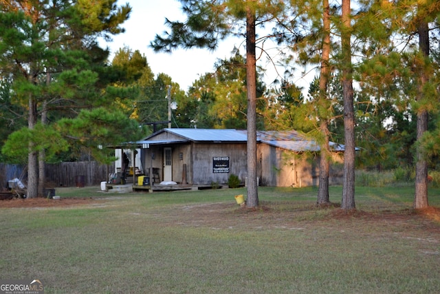 view of front of home with a front yard