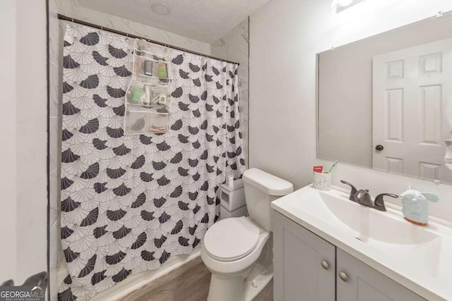 83 Sunset Ln, Newnan, GA 30263 - full bath with toilet, a shower with shower curtain, and vanity
