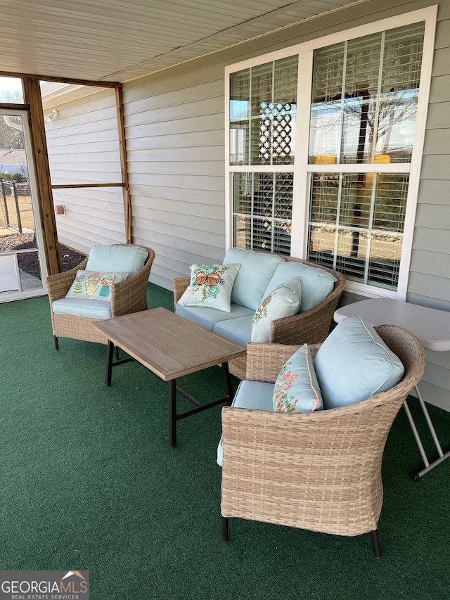 view of sunroom / solarium