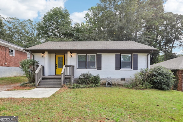 view of front of home with a front yard