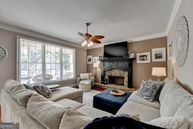 living room featuring crown molding, ceiling fan, and light hardwood / wood-style flooring