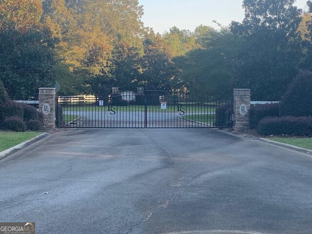 14, 15 N Pointe Rd, Tignall, GA 30668
