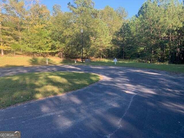 14, 15 N Pointe Rd, Tignall, GA 30668
