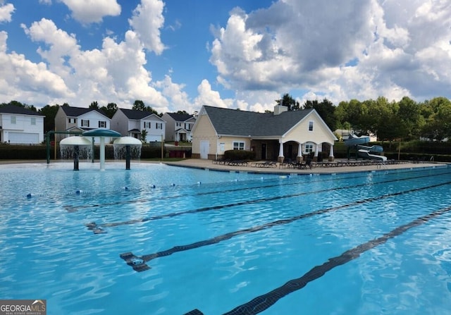 view of swimming pool