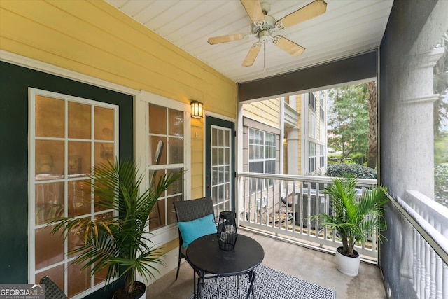 1517 Whitemarsh Way, Savannah, GA 31410 - sunroom featuring a ceiling fan