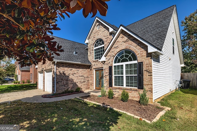 view of front of home with a front yard