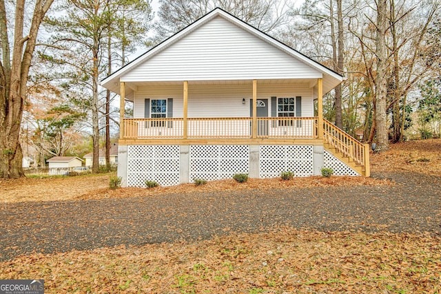 view of front of home featuring covered porch