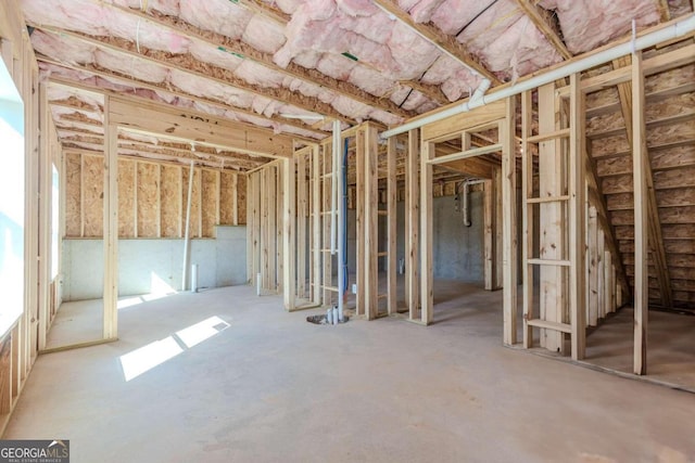 misc room featuring concrete flooring