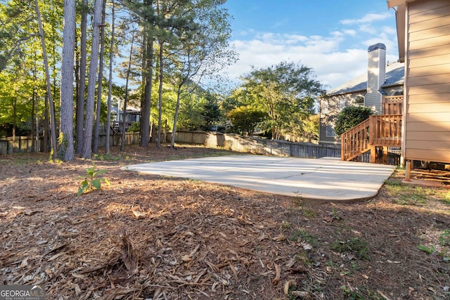 view of yard with a patio