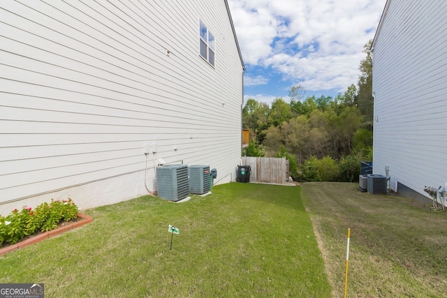 view of yard with cooling unit