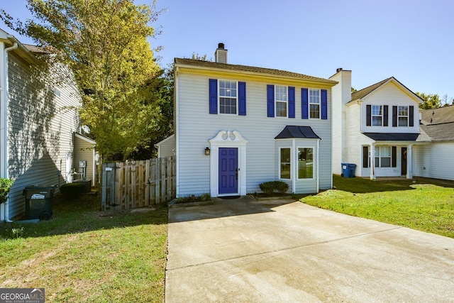 view of front of house with a front yard