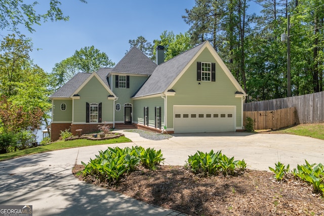 view of front property featuring a garage