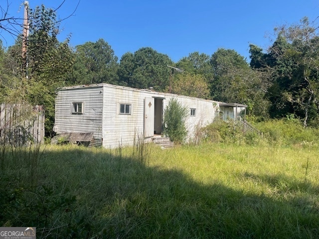 view of outdoor structure