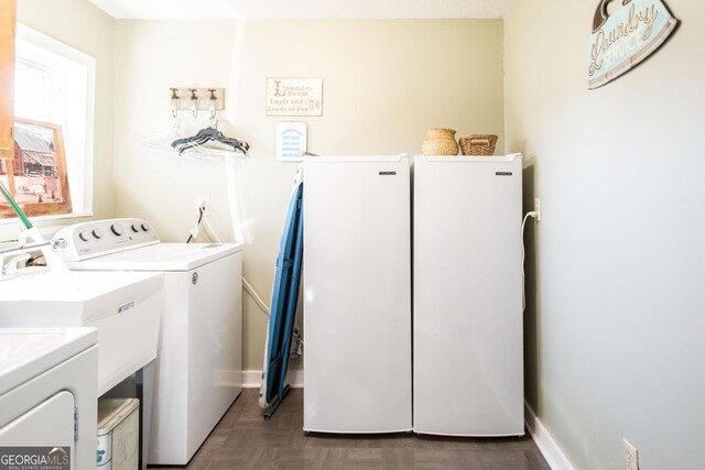 5605 Ga Highway 121, Blackshear, GA 31516 - laundry area with washer and dryer and baseboards