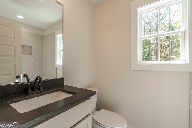 unfurnished room featuring carpet floors