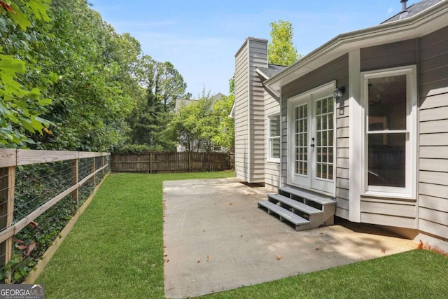 view of yard with a patio