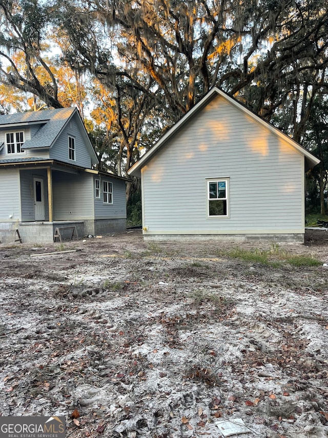 view of property exterior