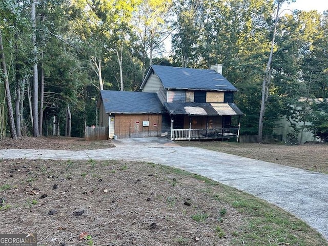 view of front facade with covered porch