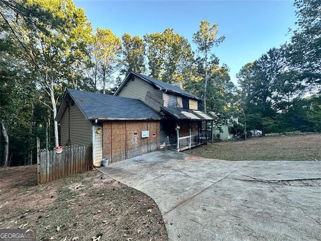 view of front of home