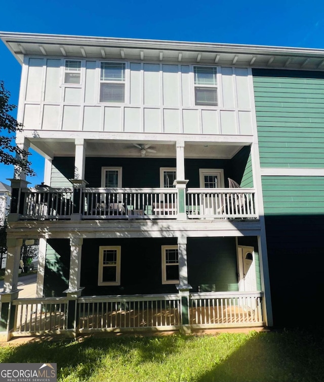 view of front of property with a porch