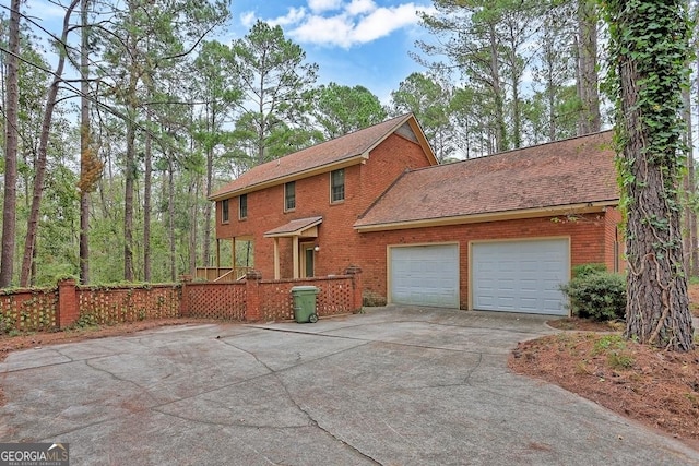 view of front of home featuring a garage