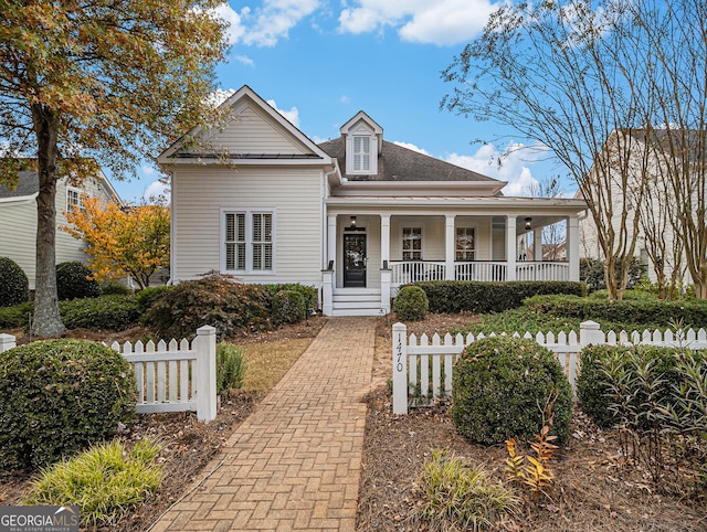 view of front facade with covered porch