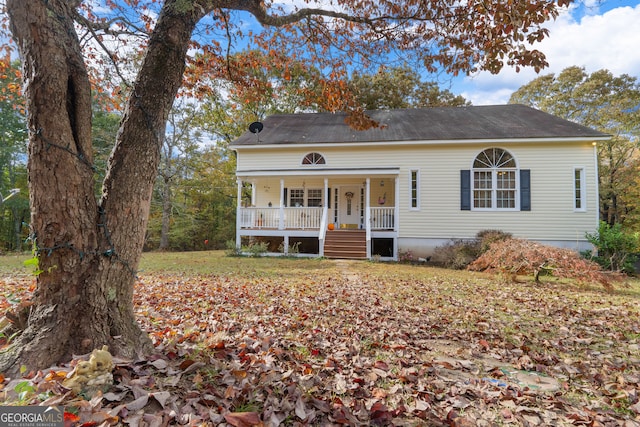 view of front of home featuring a porch