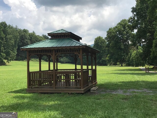 12 Cherokee Dr, Ellijay, GA 30540