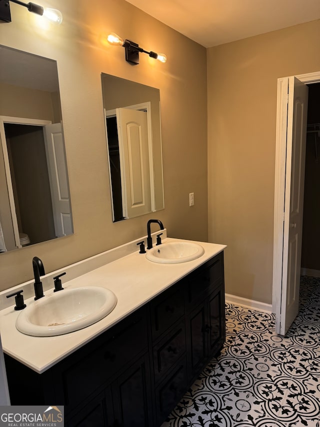 bathroom with vanity