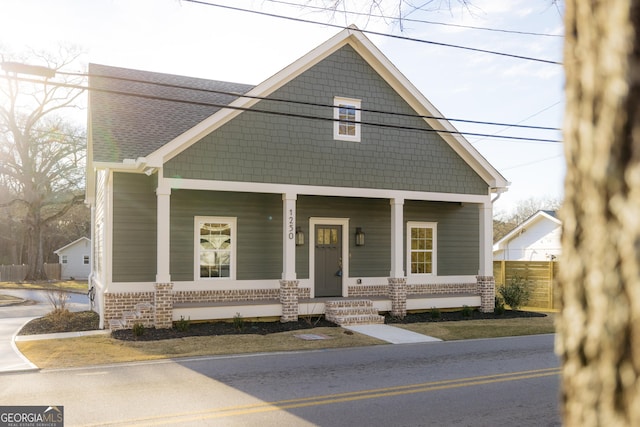 craftsman inspired home featuring a porch