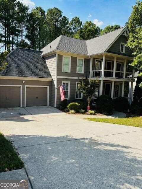 view of front of house with a garage