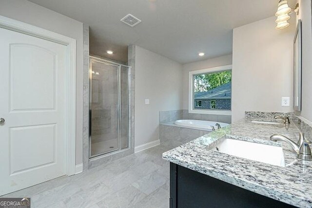 carpeted empty room with ceiling fan, ornamental molding, and a tray ceiling