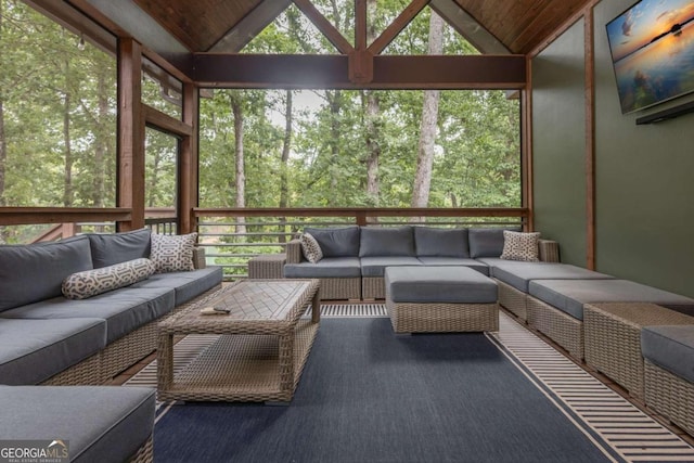 sunroom with vaulted ceiling