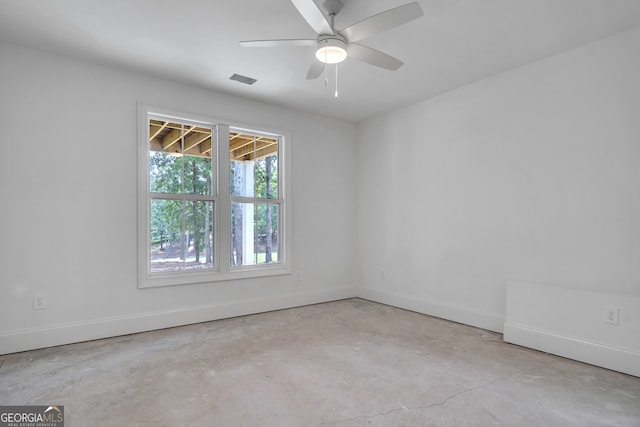 spare room featuring ceiling fan