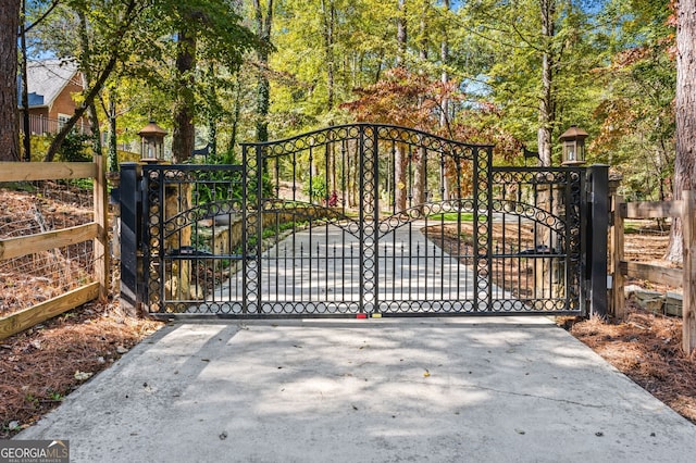 222 Valley View Dr, Rockmart, GA 30153 - view of gate