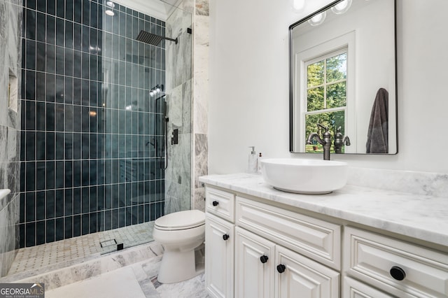 222 Valley View Dr, Rockmart, GA 30153 - bathroom featuring toilet, tiled shower, and vanity