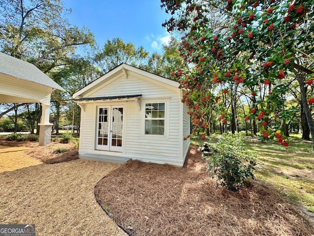 view of outbuilding