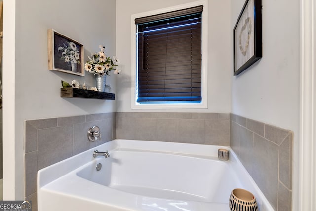 bathroom featuring a bathing tub