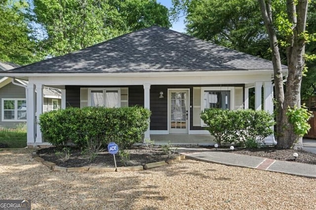 bungalow-style house with covered porch