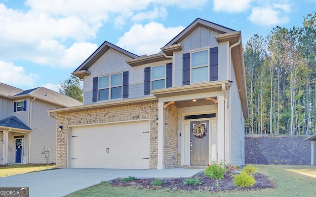 view of front facade with a garage