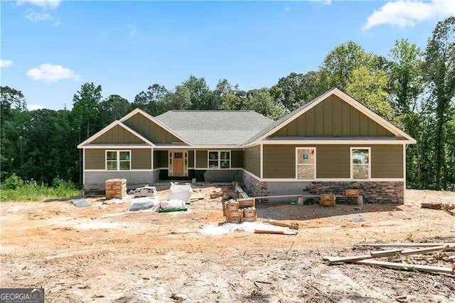 craftsman inspired home featuring a porch