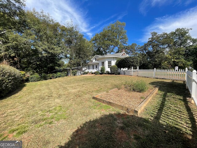 425 E 9th St SE, Rome, GA 30161 - view of yard featuring a garden