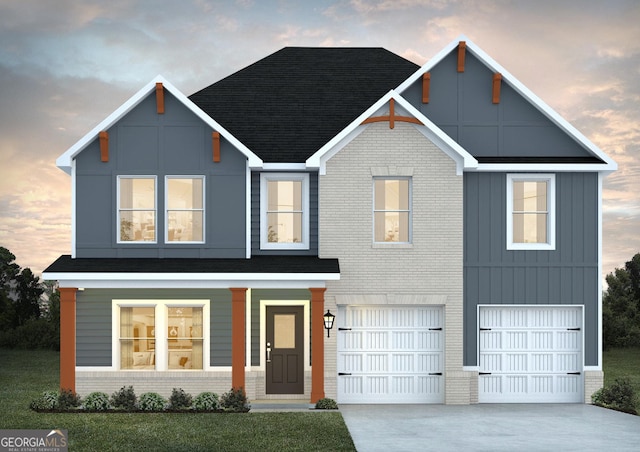 view of front of house with a garage