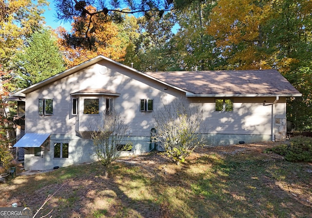 view of home's exterior